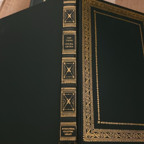 Rudyard Kipling Kim and Captains Courageous Hardcover Coffee Table Books - Picture 5 of 14